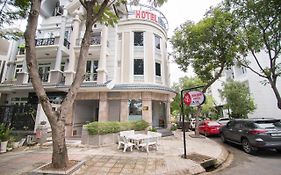 Khách Sạn Bin Bin 1 - Gần Đại Học RMIT